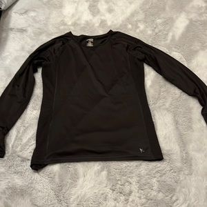 Athletic long sleeve shirt